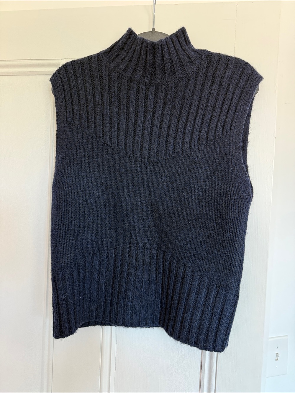 Steve Madden Black Ribbed Mock Neck Sweater Vest
